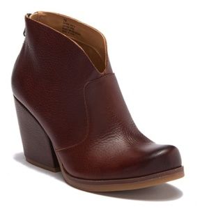 Korks Gemini Bootie - Brown Size 9